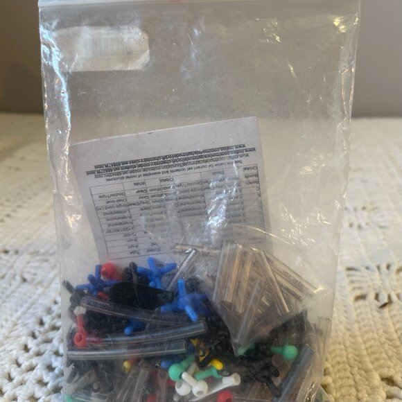 University Chemistry Bundle - Molecular Model Set and Lab Protective Eyewear - Picture 10 of 13